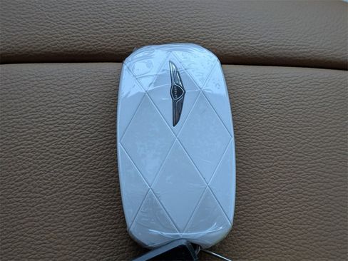 Used 2025 Genesis GV80 3.5T Advanced image 33