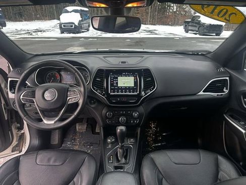 Used 2019 Jeep Cherokee High Altitude image 11
