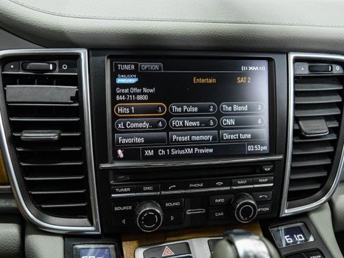 Used 2011 Porsche Panamera S image 27