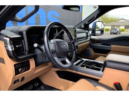 Used 2024 Ford F350 Lariat w/ Lariat Ultimate Package AWD/4WD image 16
