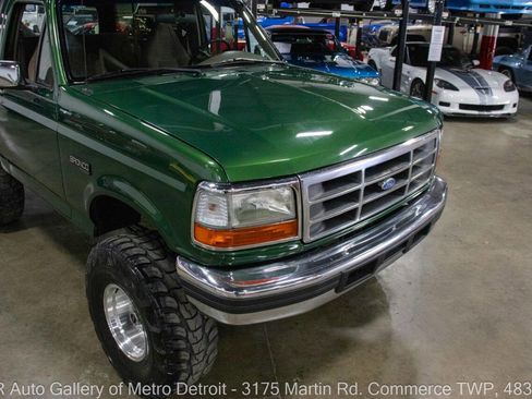 Used 1996 Ford Bronco XLT image 13