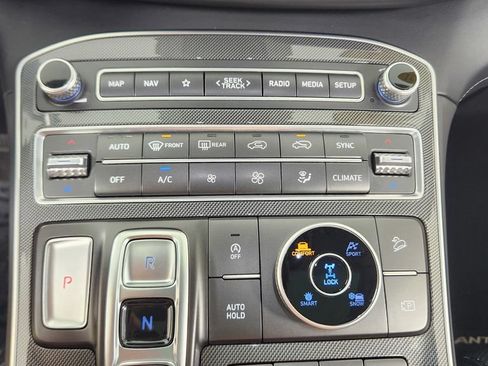 Used 2021 Hyundai Santa Fe SEL w/ Convenience + Premium Package AWD/4WD image 28