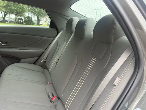 Used 2026 Hyundai Elantra Sport FWD image 9