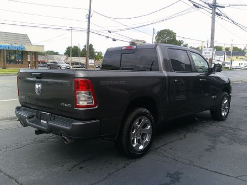 Used 2022 RAM 1500 Big Horn AWD/4WD image 5