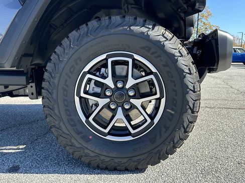 New 2026 Jeep Wrangler Unlimited Rubicon w/ Safety Group image 12