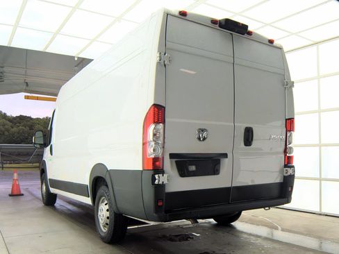 Used 2023 RAM ProMaster 3500 FWD image 4