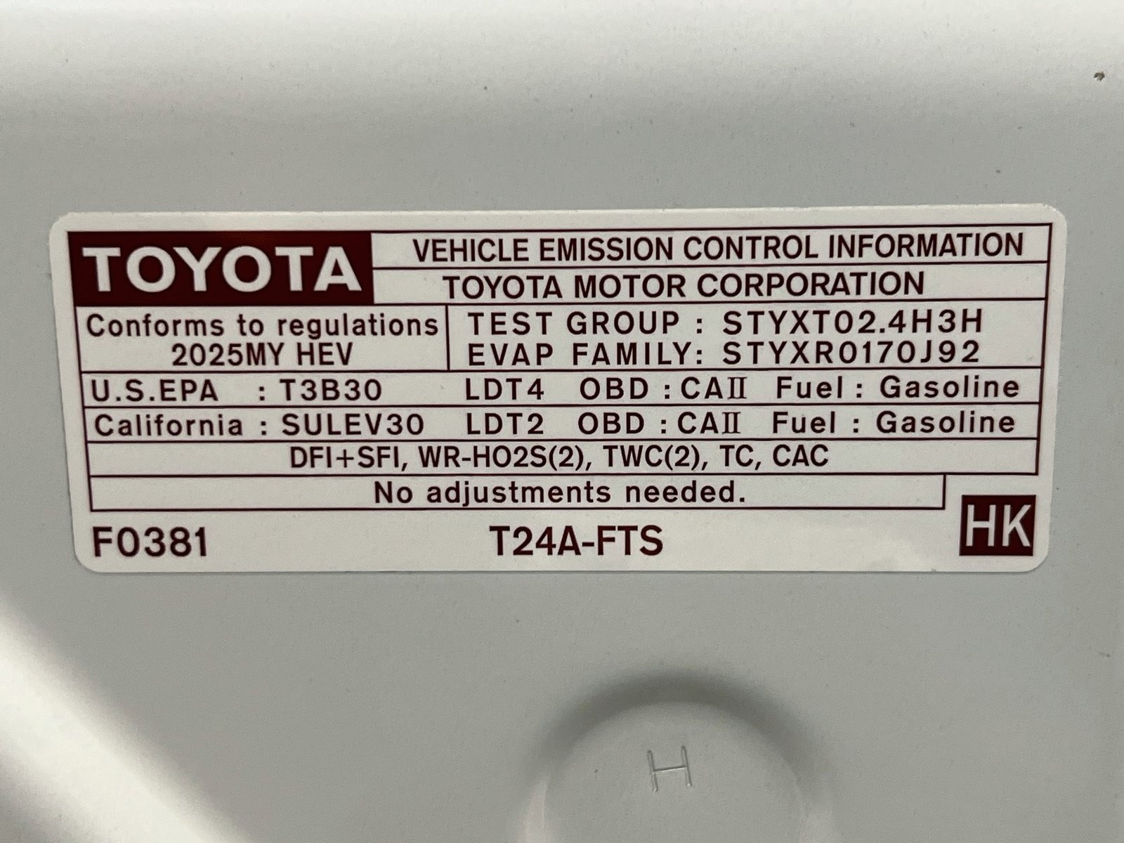 Used 2025 Toyota Tacoma TRD Pro AWD/4WD image 21