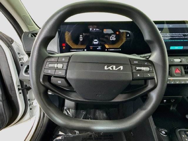 Used 2026 Kia K4 FWD image 12