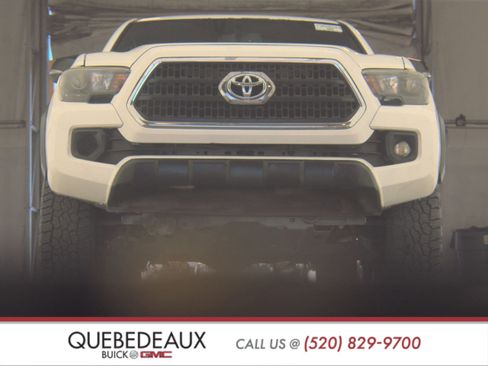 Used 2016 Toyota Tacoma TRD Off-Road w/ Towing Package image 3