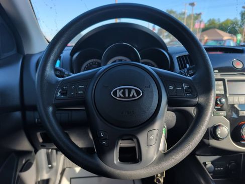 Used 2013 Kia Forte Koup EX FWD image 11