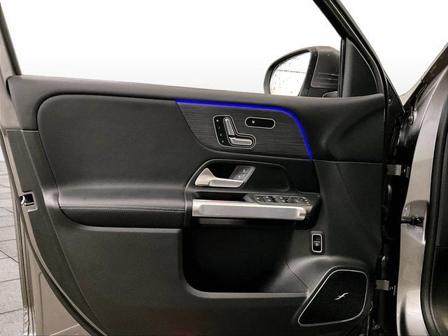 Used 2023 Mercedes-Benz GLB 250 4MATIC image 22
