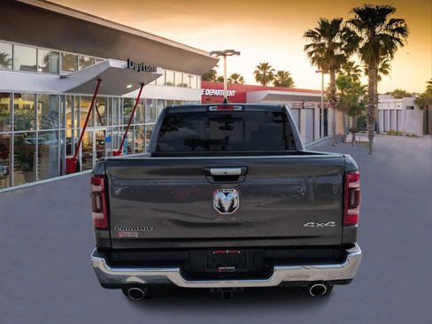 Used 2022 RAM 1500 Laramie AWD/4WD image 4