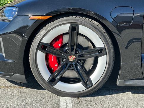 Certified 2025 Porsche Taycan GTS image 27