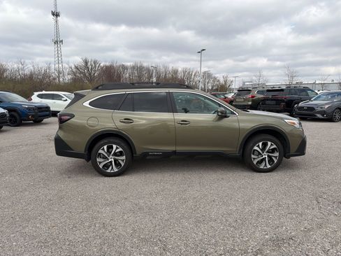 Used 2020 Subaru Outback Limited w/ Popular Package #2 image 10