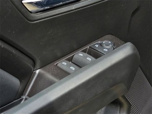 Used 2024 Chevrolet Colorado LT w/ LT Convenience Package image 21