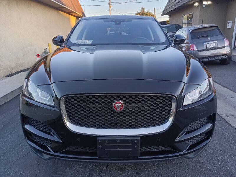 Used 2020 Jaguar F-PACE Premium AWD/4WD image 9