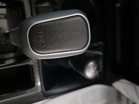 Used 2024 Toyota 4Runner TRD Off-Road image 19