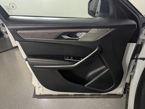 Used 2021 Jaguar F-PACE S image 9