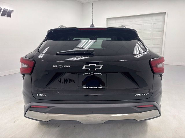New 2026 Chevrolet Trax ACTIV w/ Driver Confidence Package FWD image 6
