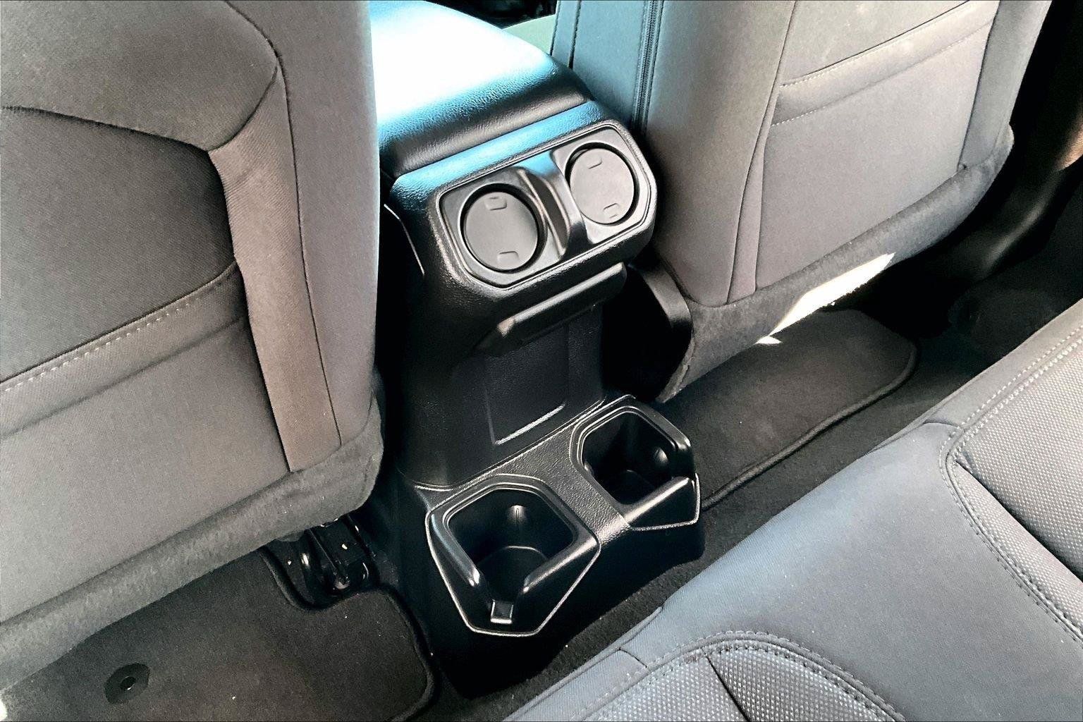 Used 2023 Jeep Wrangler Sport AWD/4WD image 33
