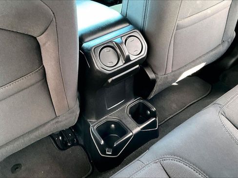 Used 2023 Jeep Wrangler Sport AWD/4WD image 33
