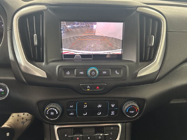 Used 2024 GMC Terrain SLE FWD image 22