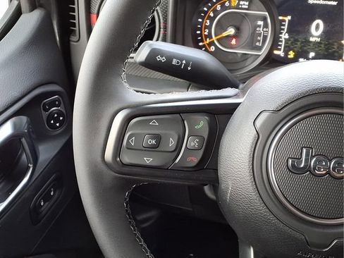 New 2026 Jeep Gladiator Rubicon AWD/4WD image 9