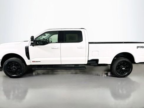 New 2026 Ford F350 Lariat w/ Black Appearance Package image 4