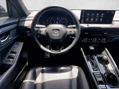 Used 2024 Honda Accord Sport image 7