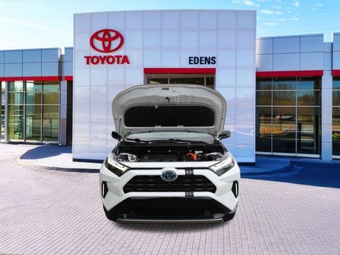 Used 2023 Toyota RAV4 XSE AWD/4WD image 13