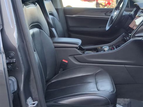 Certified 2022 Jeep Grand Cherokee L Limited image 23