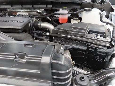 Used 2025 GMC Sierra 2500 AT4 w/ AT4 Premium Plus Package image 31