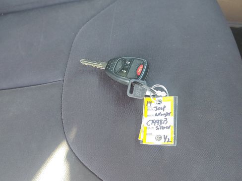 Used 2014 Jeep Wrangler Unlimited Sport w/ Quick Order Package 24S image 17