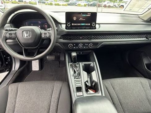 Used 2023 Honda Accord LX image 17