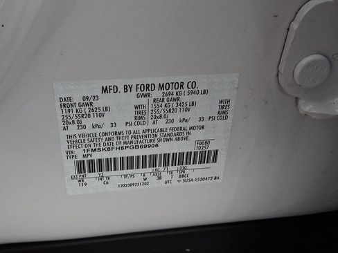Certified 2023 Ford Explorer Limited AWD/4WD image 30
