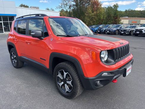 Used 2021 Jeep Renegade Trailhawk w/ Trailer Tow Group image 7