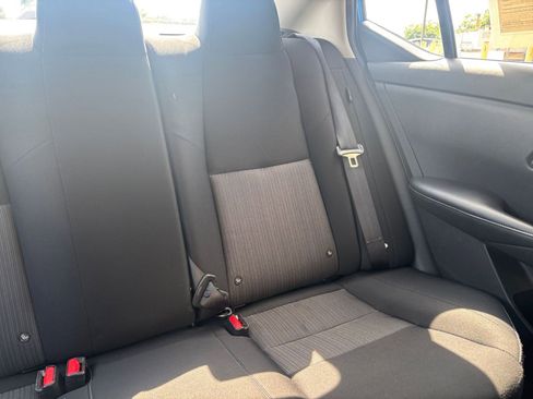 Used 2025 Nissan Sentra SV FWD image 35