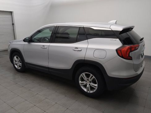 Used 2020 GMC Terrain SLE FWD image 3