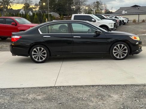 Used 2014 Honda Accord Sport image 4