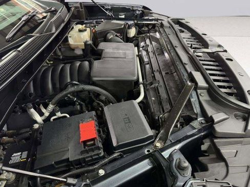 Used 2021 Chevrolet Silverado 1500 Custom Trail Boss w/ LPO, Dark Essentials Package AWD/4WD image 56