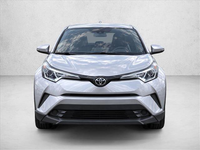 Used 2019 Toyota C-HR XLE FWD image 2