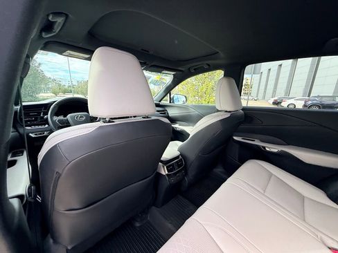 Used 2024 Lexus RX 350 FWD image 19