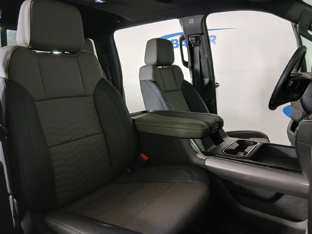 Used 2026 Chevrolet Silverado 2500 ZR2 AWD/4WD image 12