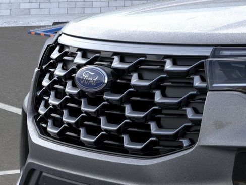 New 2026 Ford Explorer Platinum RWD image 17