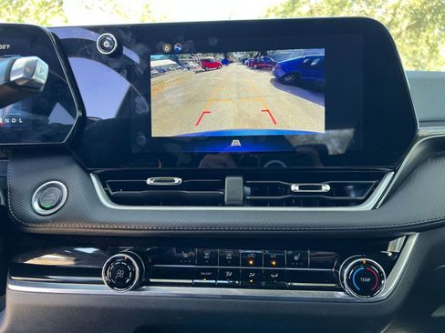 Used 2025 Chevrolet Equinox LT image 17