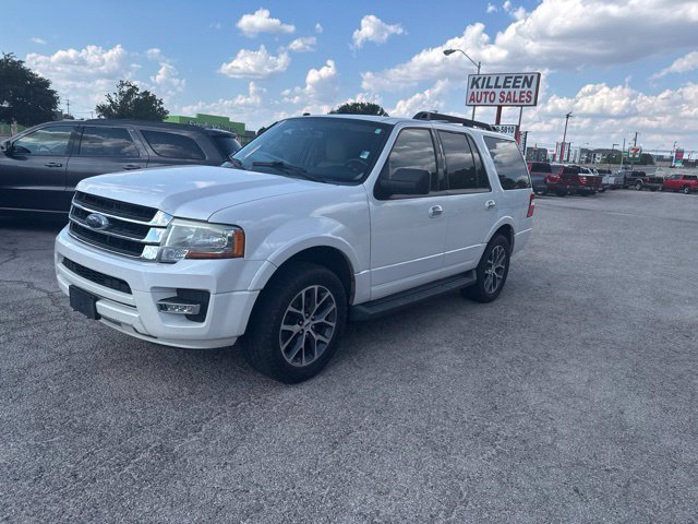 Used 2017 Ford Expedition XLT w/ Equipment Group 202A RWD image 2