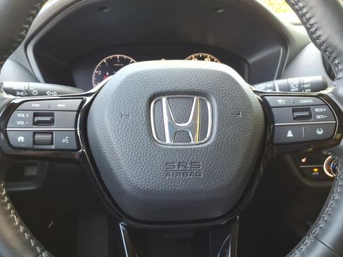 Used 2024 Honda HR-V EX-L image 13