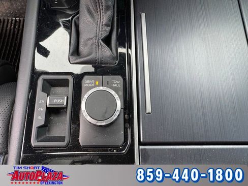 Used 2022 Toyota Tundra Platinum image 31