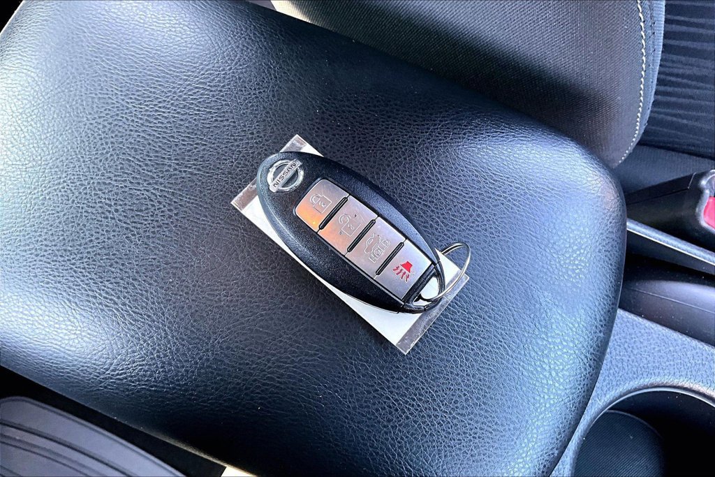 Used 2018 Nissan Sentra SV w/ Protection Package FWD image 11