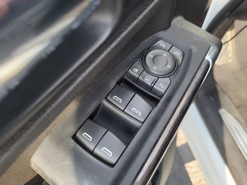 Used 2025 Chevrolet Silverado 2500 LT w/ Z71 Chrome Sport Edition AWD/4WD image 18